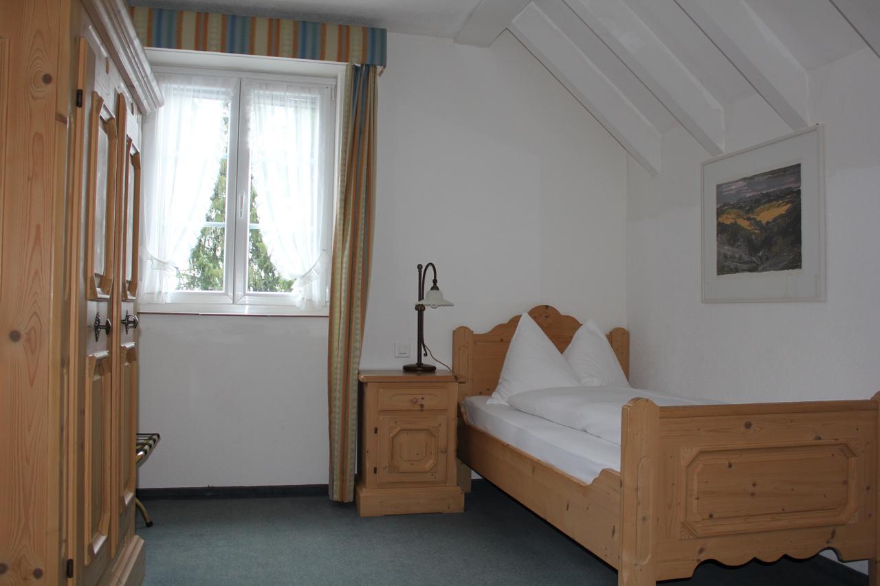 Landgasthof Zu Den Drei Sternen Brunegg Rum bild