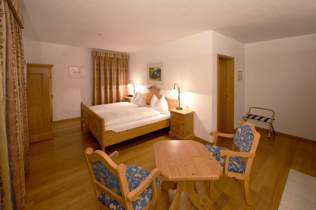 Landgasthof Zu Den Drei Sternen Brunegg Rum bild
