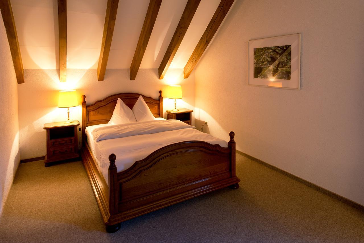 Landgasthof Zu Den Drei Sternen Brunegg Rum bild