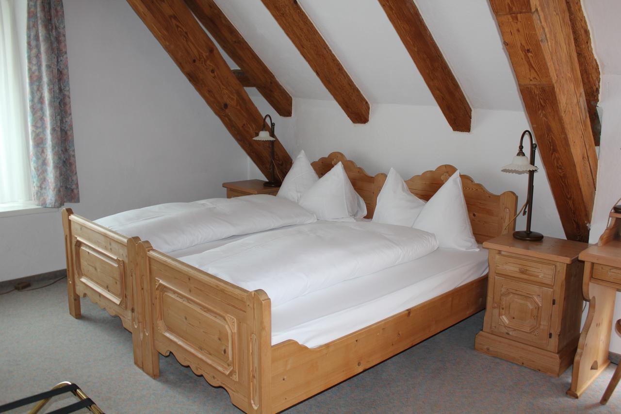 Landgasthof Zu Den Drei Sternen Brunegg Rum bild