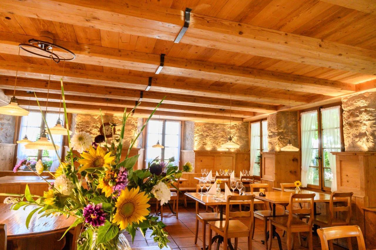 Landgasthof Zu Den Drei Sternen Brunegg Exteriör bild